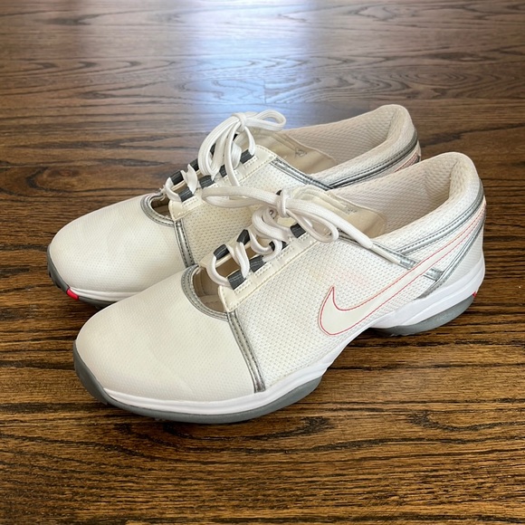 Nike Shoes - Nike Air Women’s Golf Shoes | size 8.5
